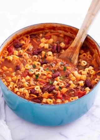 Pasta e fagioli soup